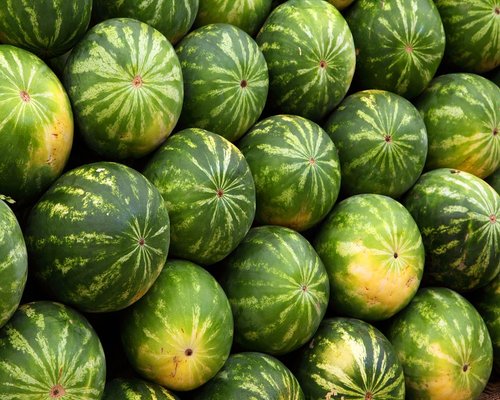 Fresh fruits and vegetables from a local Colombian market